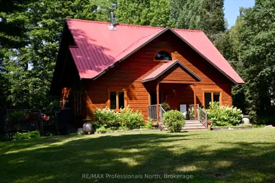 242 Deer Lake Road, Huntsville, On P0b 1l0
