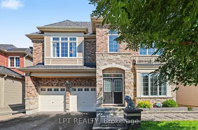 Detached in Barrhaven