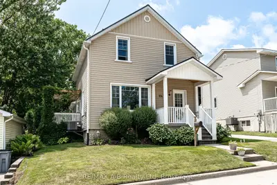 104 Ontario Street S, St. Marys, On N4x 1c2