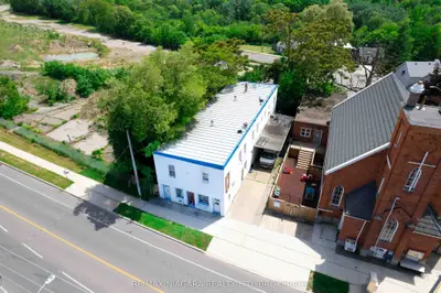 126 Queenston Street, St. Catharines, On L2r 2z7