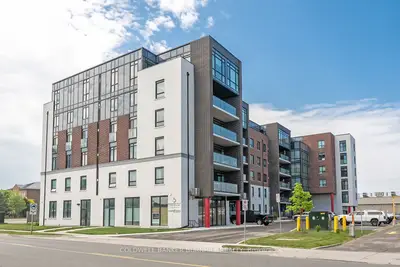 Condo Apartment in Hamilton