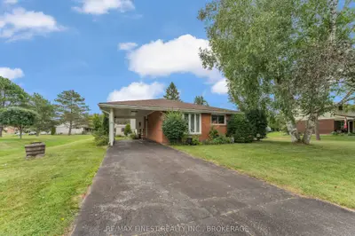 21 Greenfield Park, Belleville, On K0k 1v0
