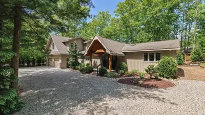 10308 Beach O' Pines Road, Lambton Shores, On N0m 1t0