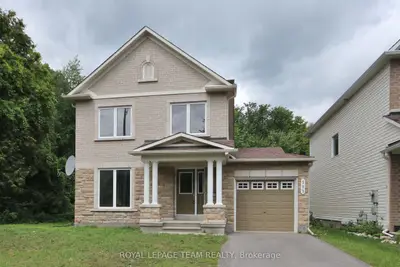 Detached in Barrhaven