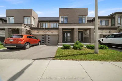 Att/Row/Townhouse in Guelph