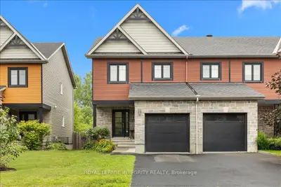 Att/Row/Townhouse in Clarence-Rockland