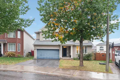 Detached in Barrhaven