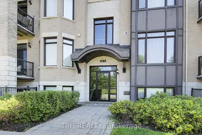 655 Beauparc Private 404, Cyrville - Carson Grove - Pineview, On K1j 0b6