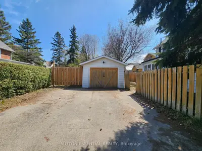 47 Pearl Street E, Brockville, On K6v 1p6