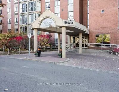 Condo Apartment in Kanata