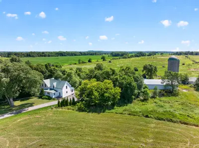 Rural Residential in Leeds and the Thousand Islands
