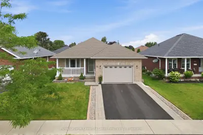 Detached in Kawartha Lakes