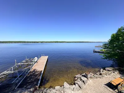 944 Birchcliff Drive, Douro-dummer, On K0l 2h0