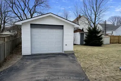 113 Anglesea Street, Goderich, On N7a 1v2