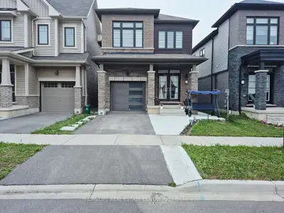 Detached in Brantford