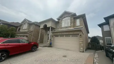 Detached in Hamilton