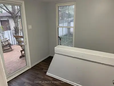 986 Bridge Avenue, Windsor, On N9b 2n1