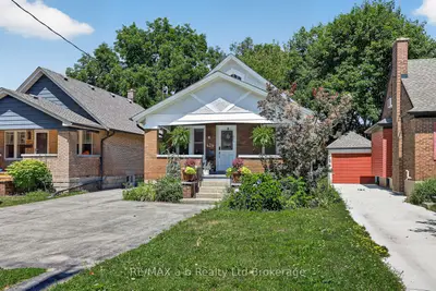 474 Cheapside Street, London East, On N5y 3x3