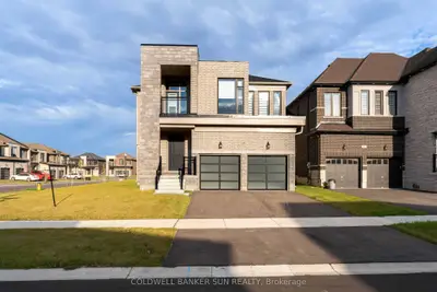 Detached in Woodstock