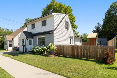 25 Trefusis Street, Port Hope, On L1a 3p1
