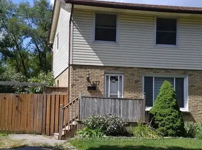 Semi-Detached in London South