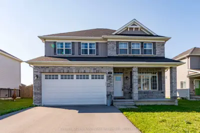 Detached in Belleville