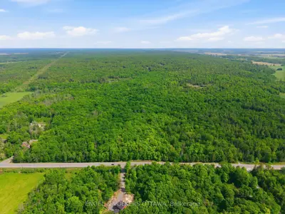 00 Kinburn Side Road, Carp - Dunrobin - Huntley - Fitzroy And Area, On K0a 2h0