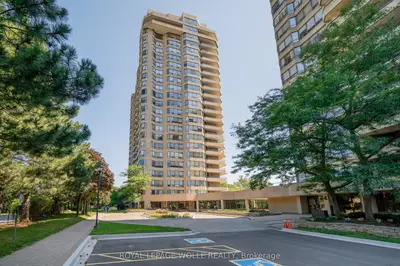 Condo Apartment in Waterloo