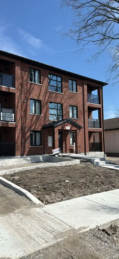 25 Alexandria Avenue, St. Thomas, On N5p 3m7