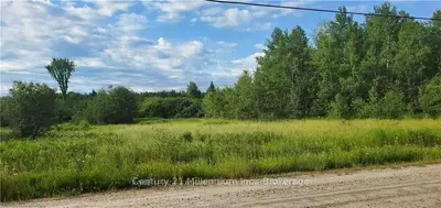 638 Chenier Road, Papineau-cameron, On P0h 1v0
