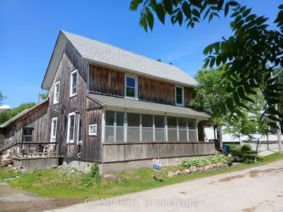 2 Miller Street, Lansdowne Village, On K0e 1l0