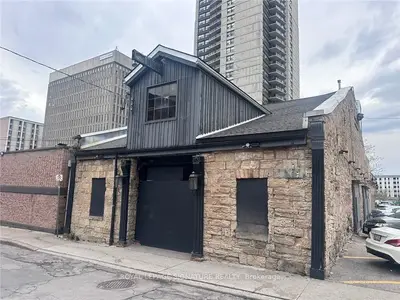 33 Bowen Street, Hamilton, On L8n 3y6