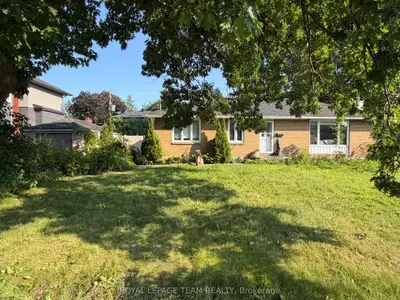 84 Starwood Road, Meadowlands - Crestview And Area, On K2g 1z5