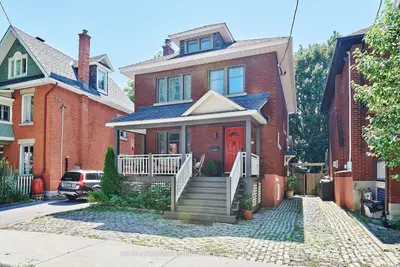 Detached in Ottawa Centre