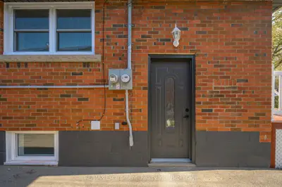144 East 44th Street Lower Unit, Hamilton, On L8t 3h2