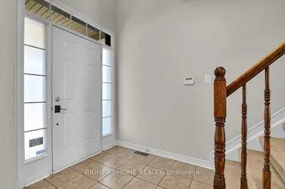 196 Lamplighters Drive, Barrhaven, On K2j 0k9