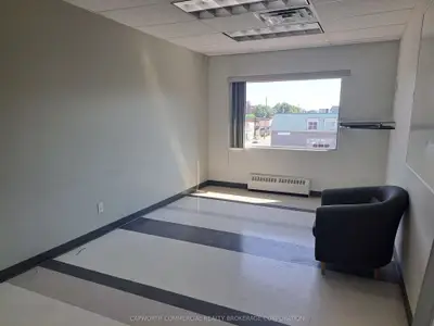 260 Dalhousie Street 206, Ottawa Centre, On K1n 7e4