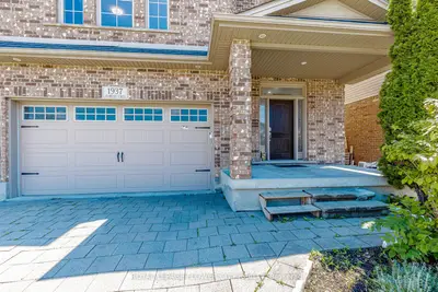 1937 Jubilee Crescent, London North, On N6g 0h7
