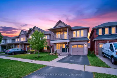 Detached in Brantford