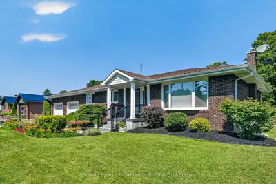 Detached in Hamilton Township