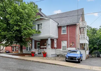 4 Eccles Street 5, West Centre Town, On K1r 6s2
