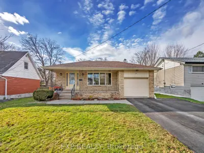 16 Applewood Drive, Belleville, On K8p 4e2