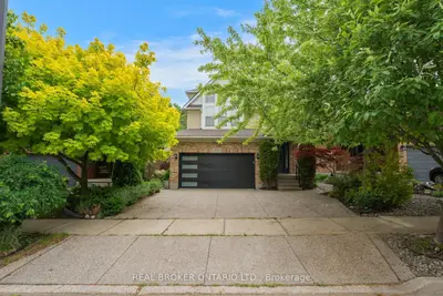 Detached in Waterloo