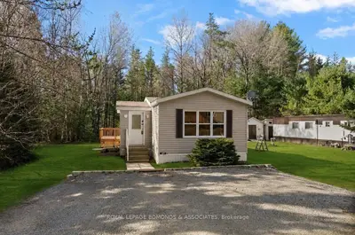 5 Hunters Run Lane, Laurentian Hills, On K0j 1j0