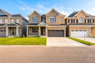 Detached in Orleans - Cumberland and Area
