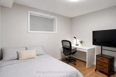 313 SAVARD Avenue, Vanier and Kingsview Park, ON K1L 7S1