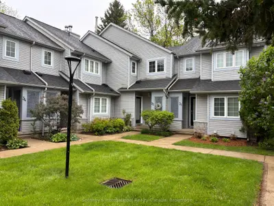 Condo Townhouse in Blue Mountains