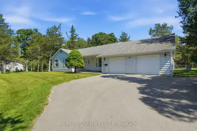 1076 Massassauga Road, Prince Edward County, On K8n 4z7