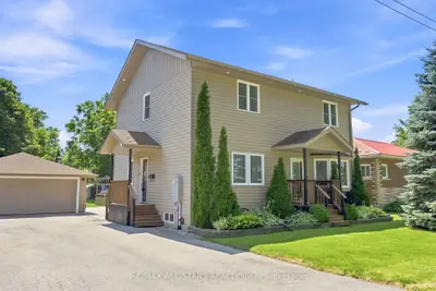 11 Perry Street, Kawartha Lakes, On K0m 2m0