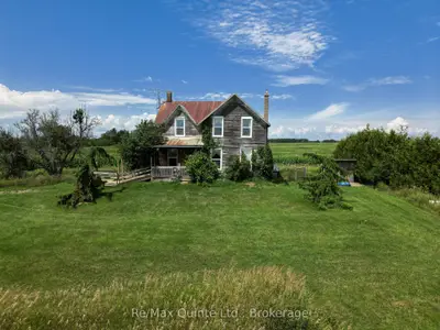 98 Swamp College Road, Prince Edward County, On K0k 2j0